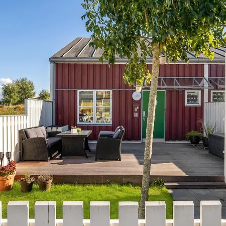 Holiday home Krabben 301